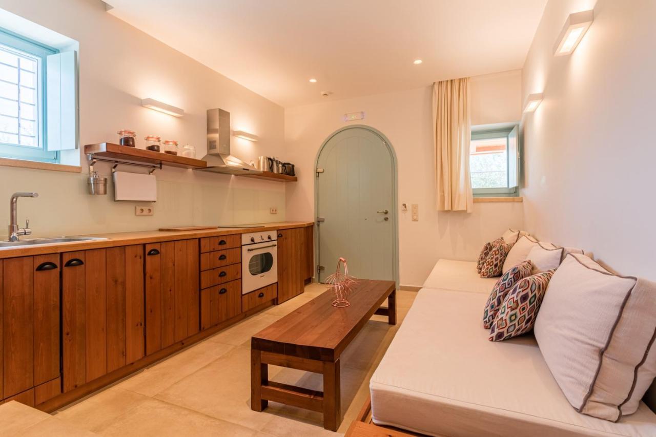 Lithos Guesthouse Kardamili 外观 照片