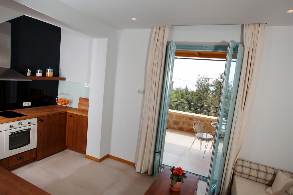 Lithos Guesthouse Kardamili 外观 照片