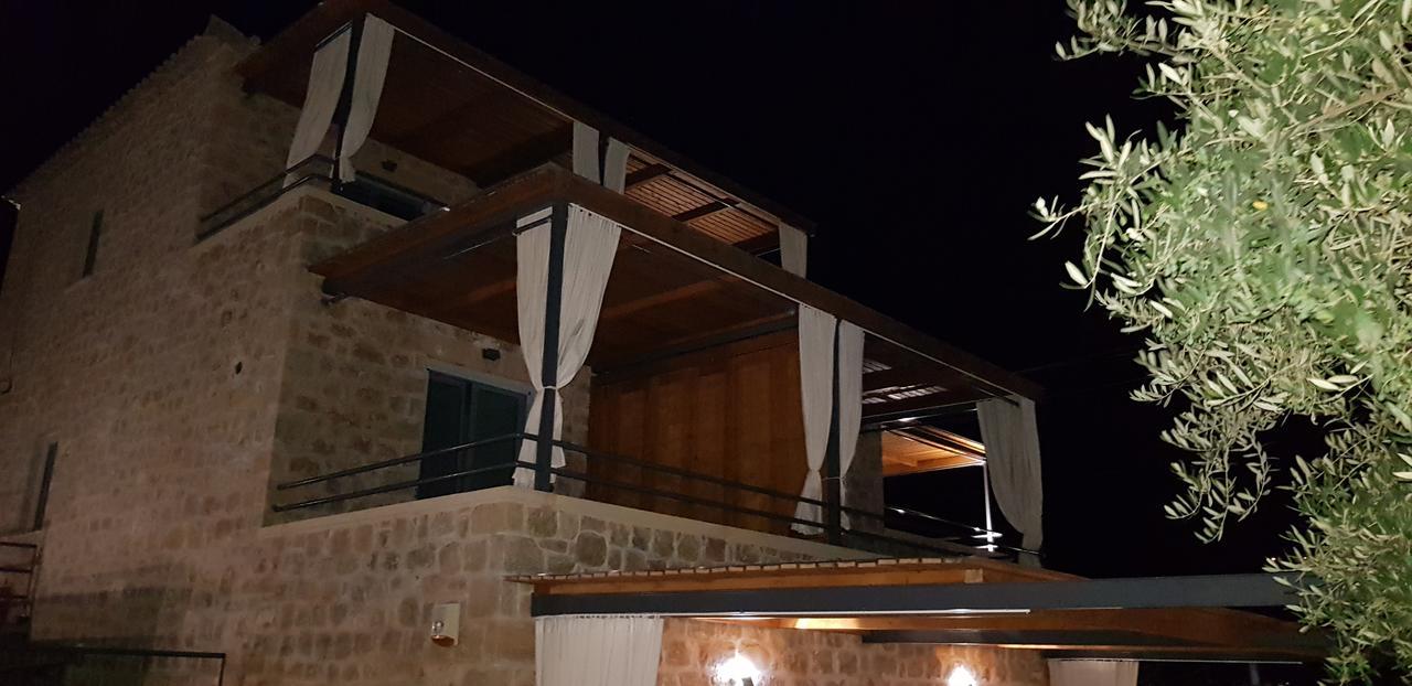 Lithos Guesthouse Kardamili 外观 照片
